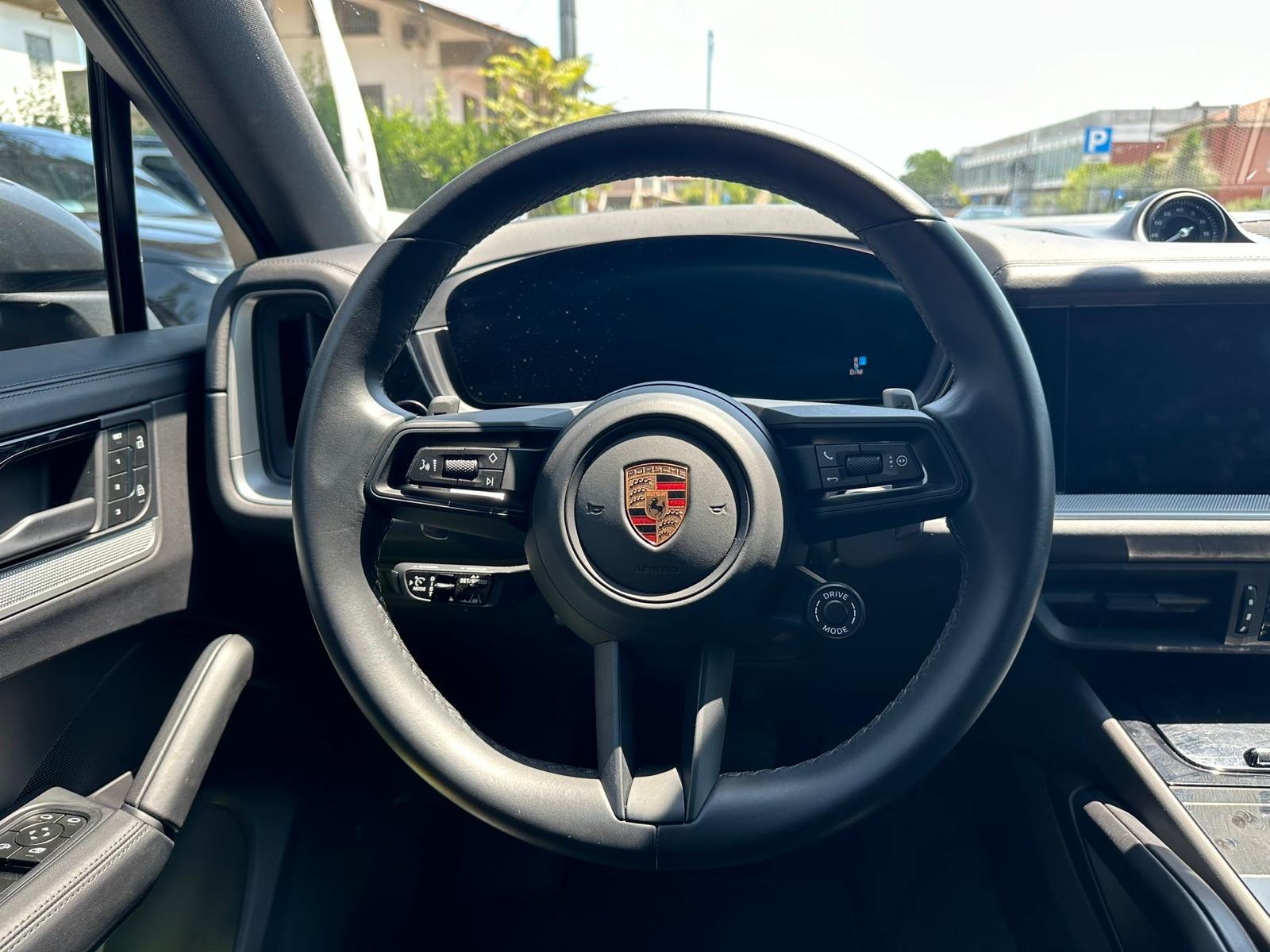 PORSCHE CAYENNE COUPE 2023 26.890 km