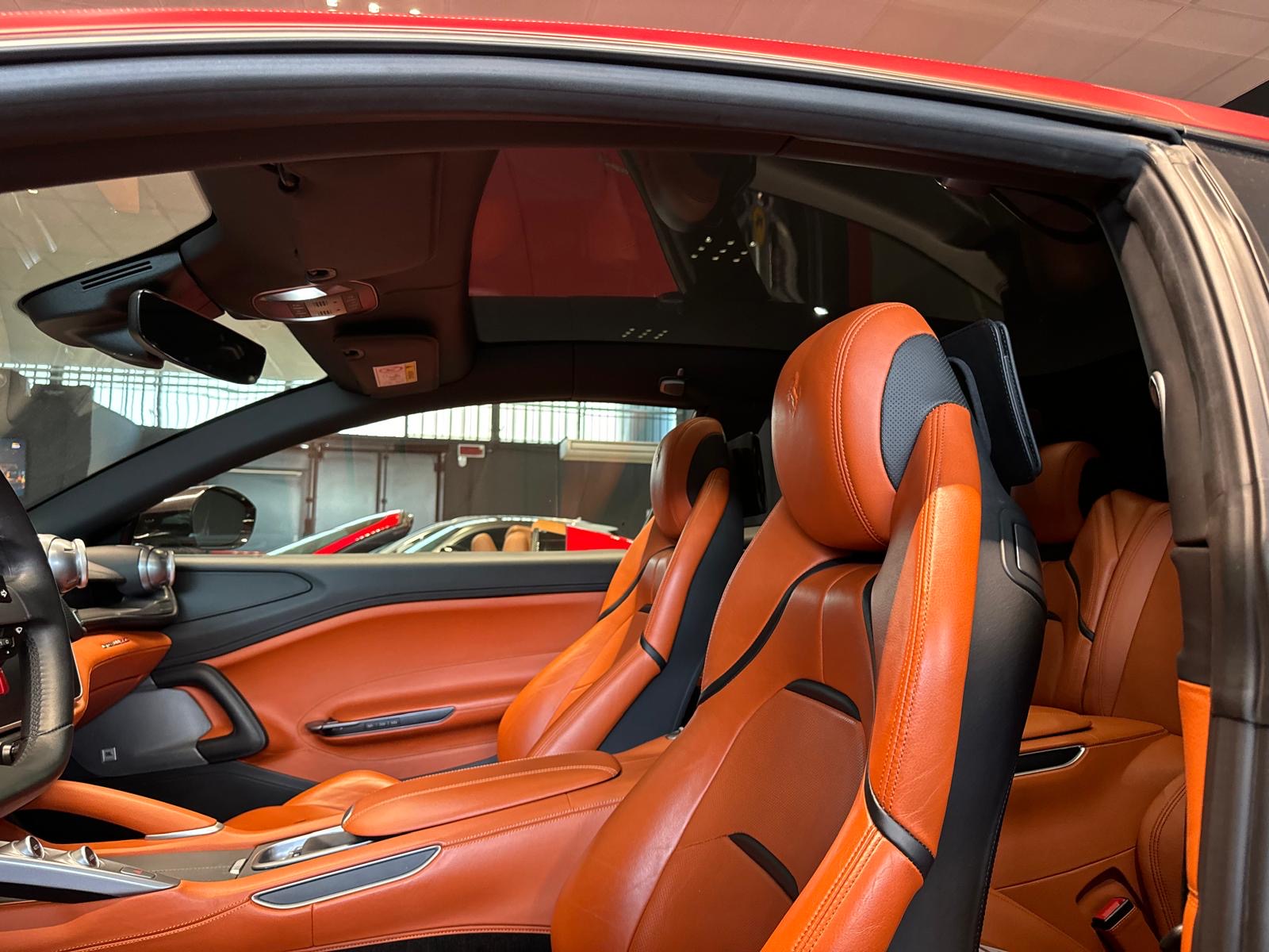 FERRARI GTC4 LUSSO V12  2020 18.950 km