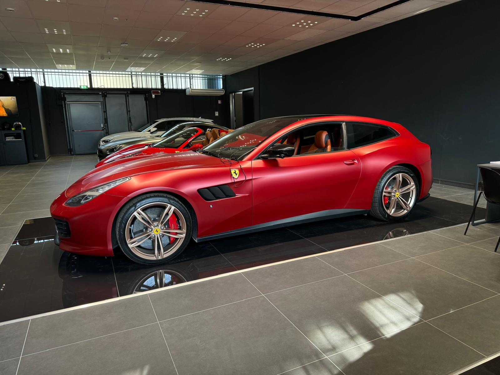 FERRARI GTC4 LUSSO V12  2020 18.950 km