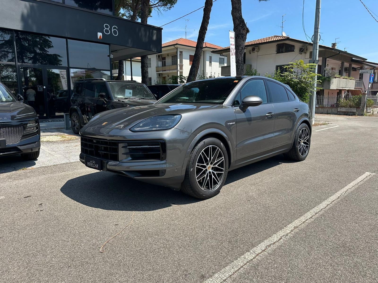 PORSCHE CAYENNE COUPE 2023 26.890 km