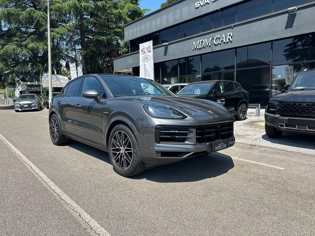PORSCHE CAYENNE COUPE 2023 26.890 km
