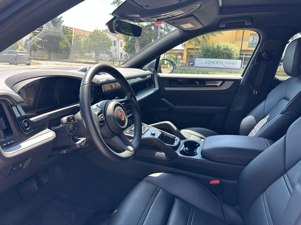 PORSCHE CAYENNE COUPE 2023 26.890 km