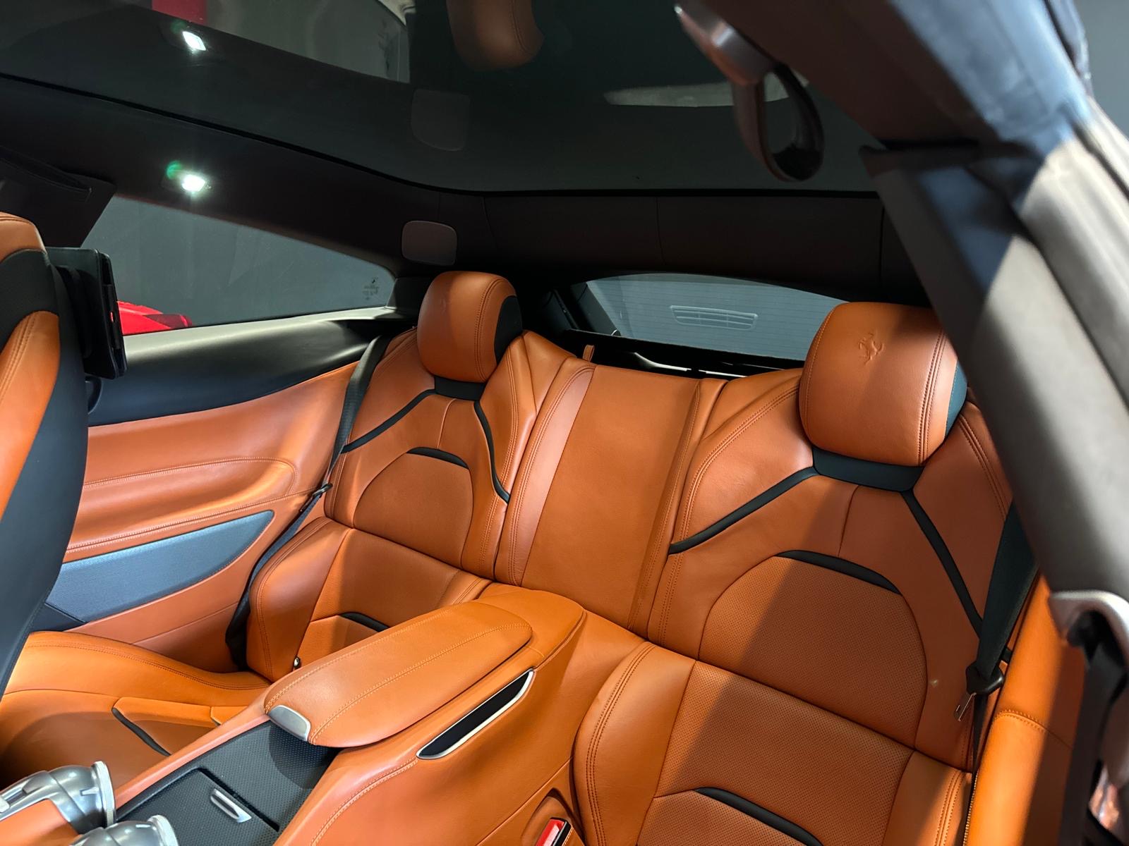 FERRARI GTC4 LUSSO V12  2020 18.950 km